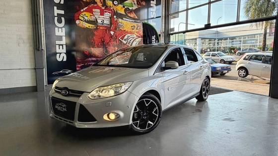 FORD FOCUS 2.0 S SEDAN 16V FLEX 4P POWERSHIFT